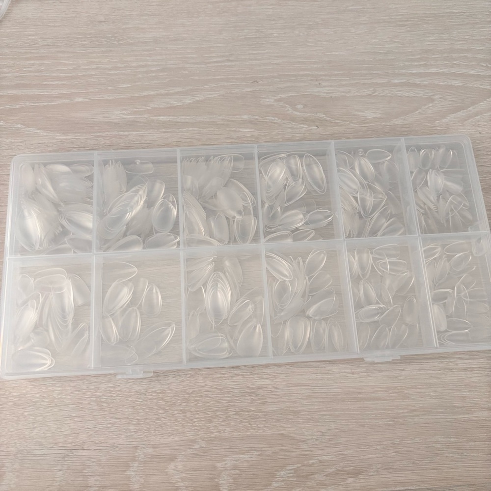 Clear Nail Tips Set